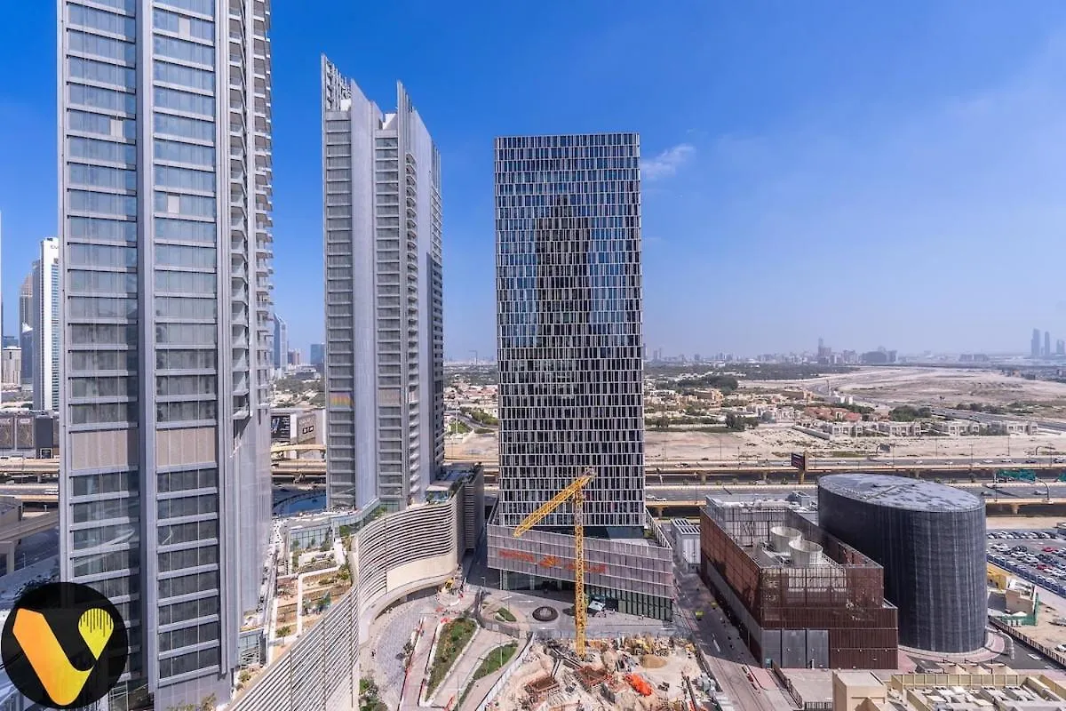 Vogue Damac Mall Street Near Burj Khalifa Dubai
