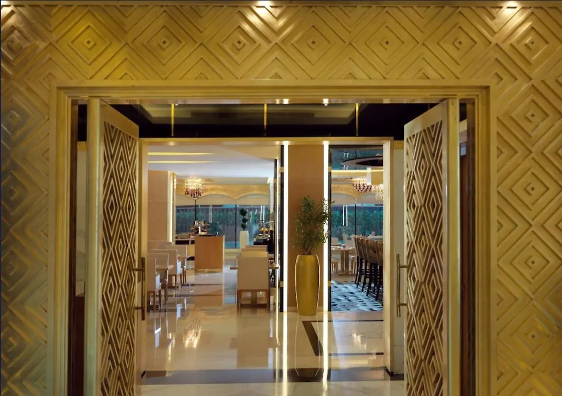 Vogue Damac Mall Street Near Burj Khalifa Dubai Apartment
