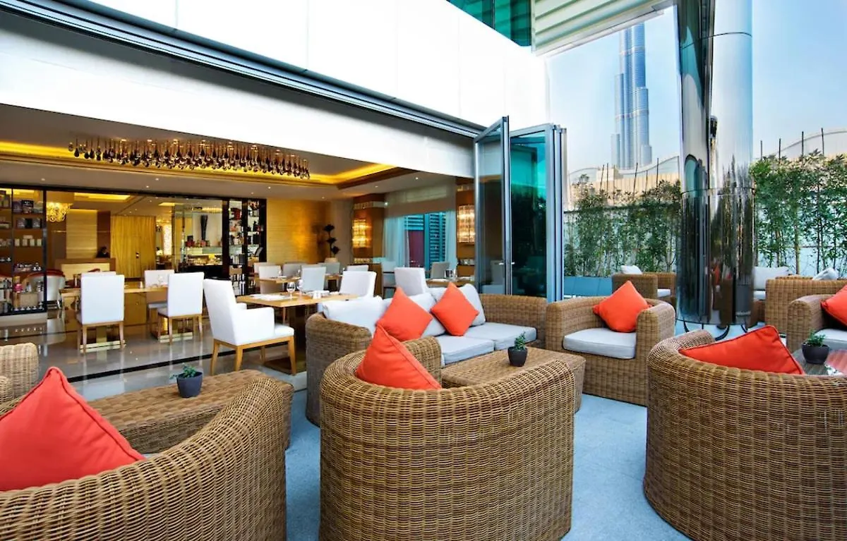 Vogue Damac Mall Street Near Burj Khalifa Dubai United Arab Emirates